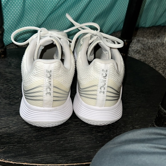 Adidas men’s shoe 9 1/2.... Too small for me - Picture 7 of 8